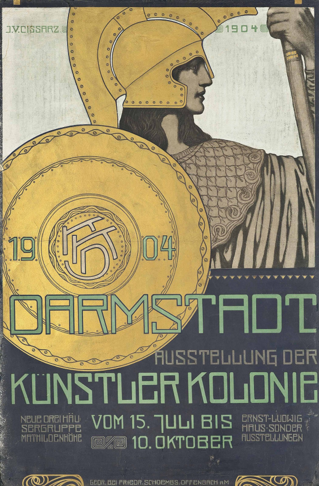 Plakat für ein 1904er Berlin-Konzert mit einer Person in einem Helm, die ein Schild mit «Darmstadt» und «Künstler Kolonie» hält.