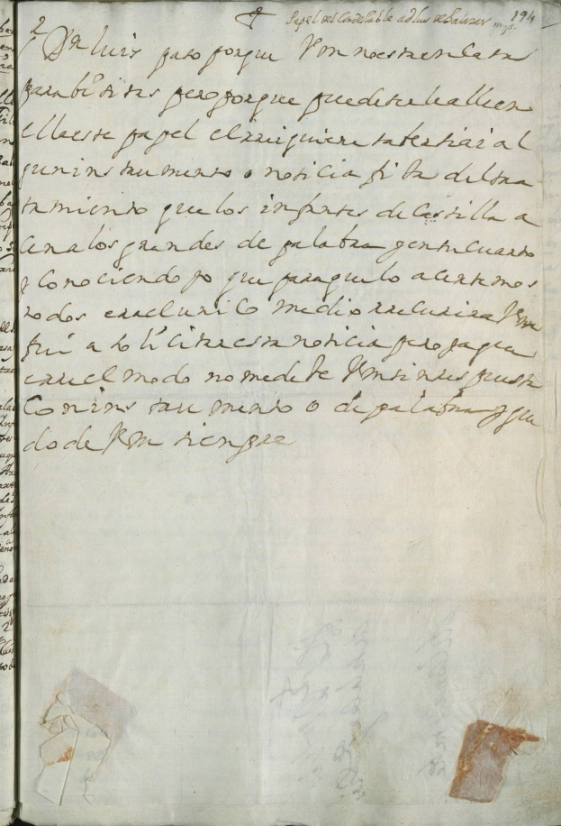 Ein leicht zerknitterter weißer Brief des Präsidenten John F. Kennedy, geschrieben in sauberer, lesbarer schwarzer Tinte, auf einem alten Buch.