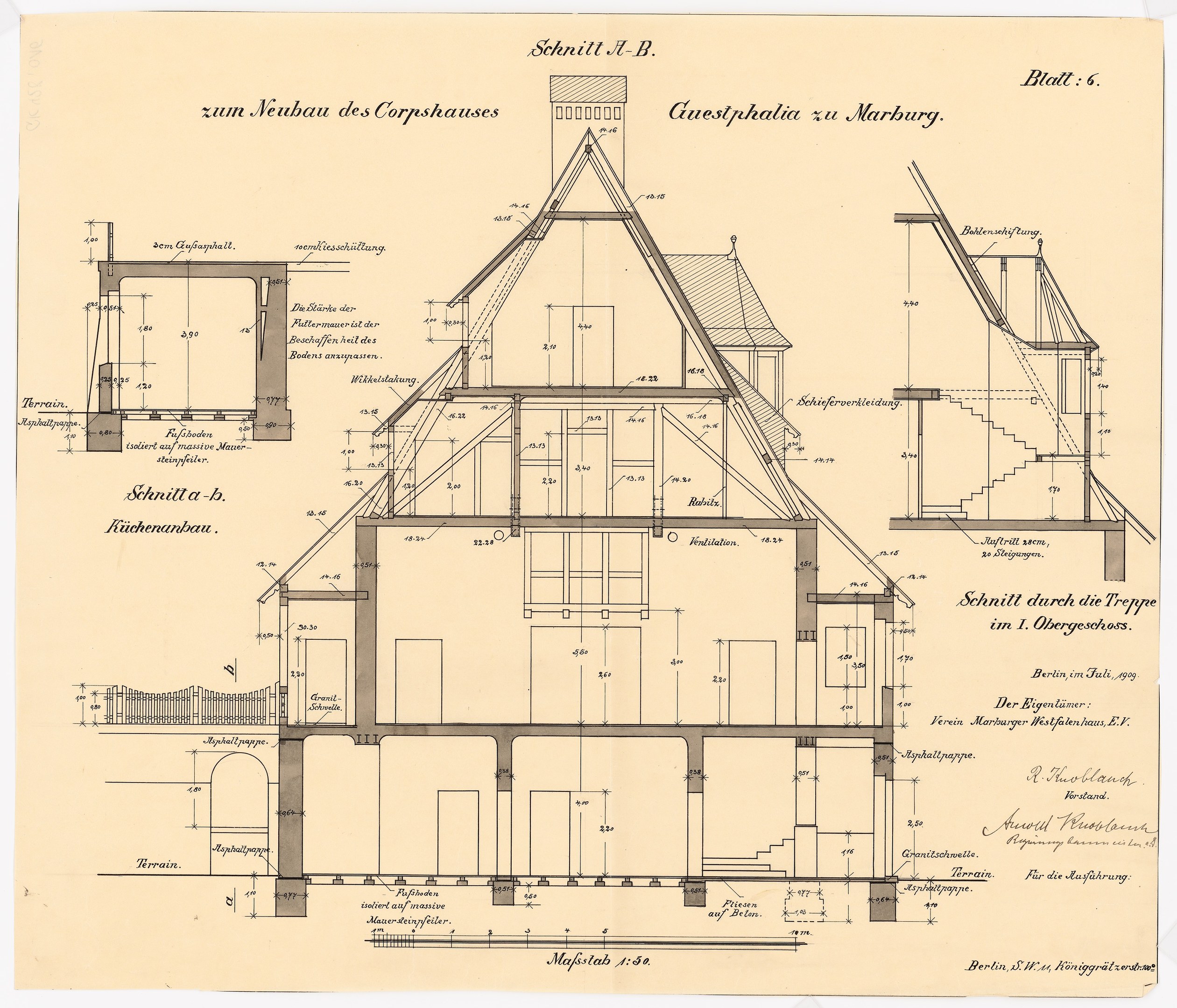 Schwarz-weißes Architekturzeichnung eines Hauses mit zahlreichen Fenstern und einem Dach, begleitet von detaillierten Plänen und Text, der als erstes Haus in Deutschland gilt.